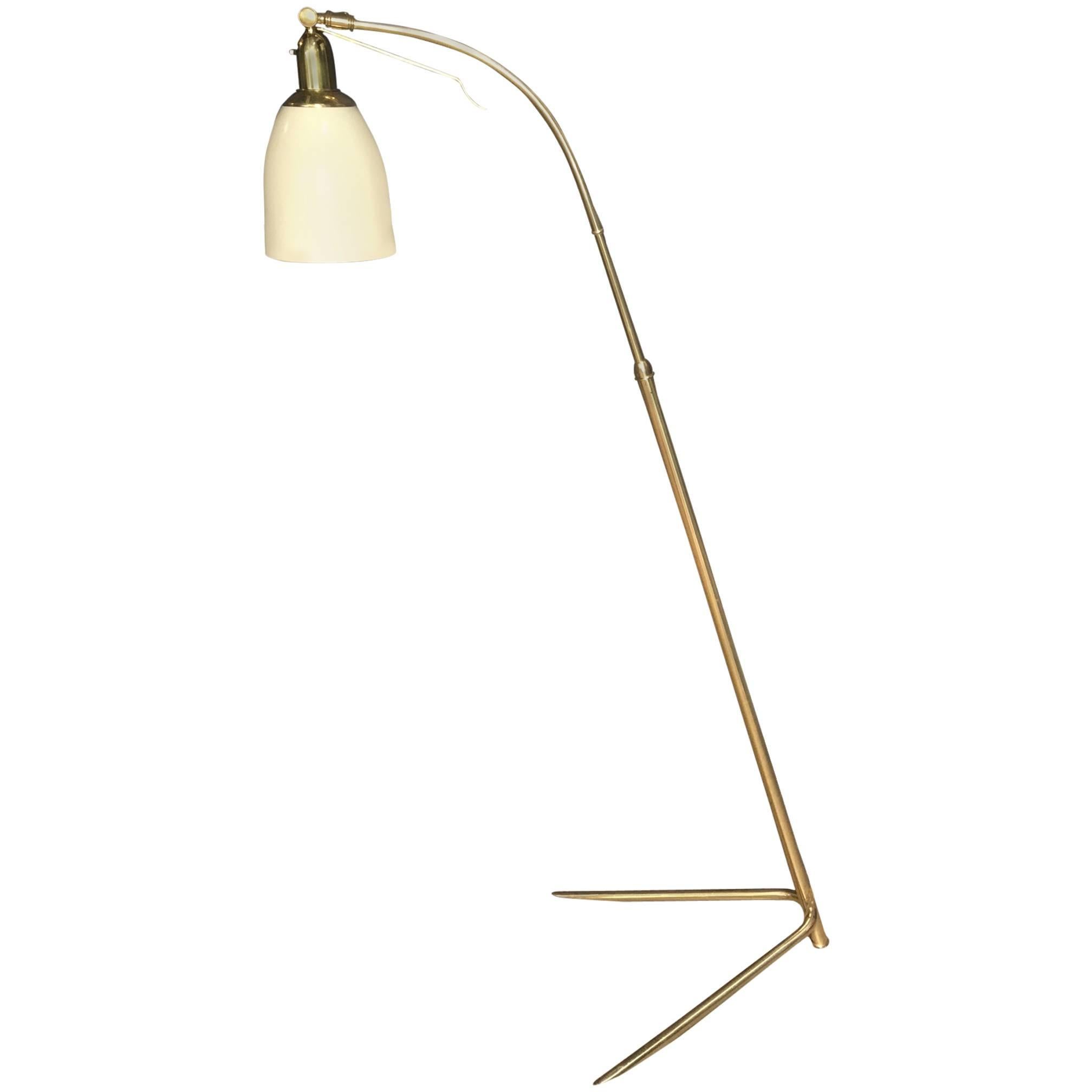 Elegant Italian Adjustable Brass Floor Lamp by Giuseppe Ostuni for O-Luce