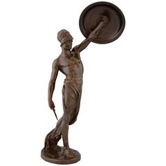 Gladiator:: Bronzeskulptur Männlicher Akt mit Dolch und Schild von Paul Philippe