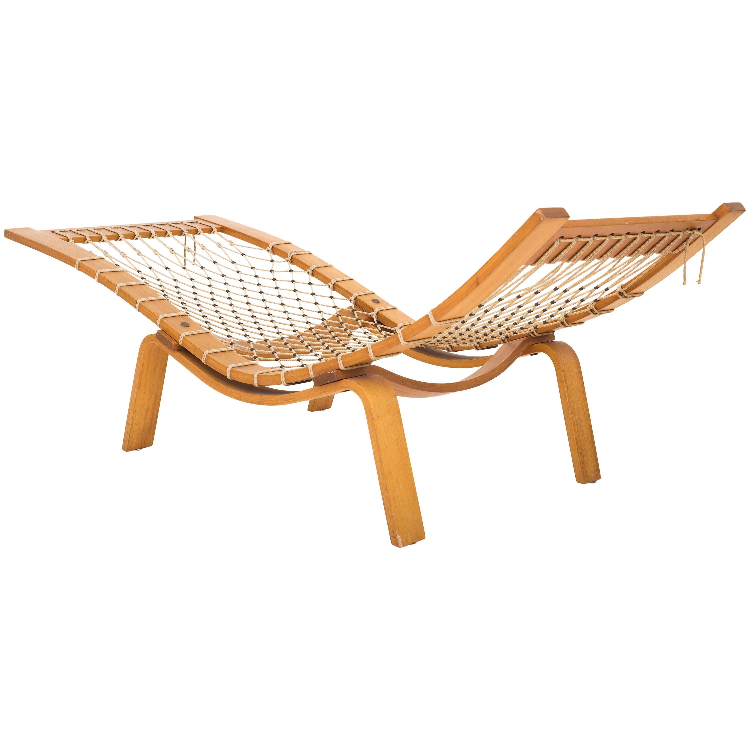 GE2 "Hammock" Chair by Hans J. Wegner