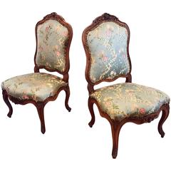 Antique Fine Pair French Carved Walnut Rococo Chairs, Nogaret, silk brocade lampas