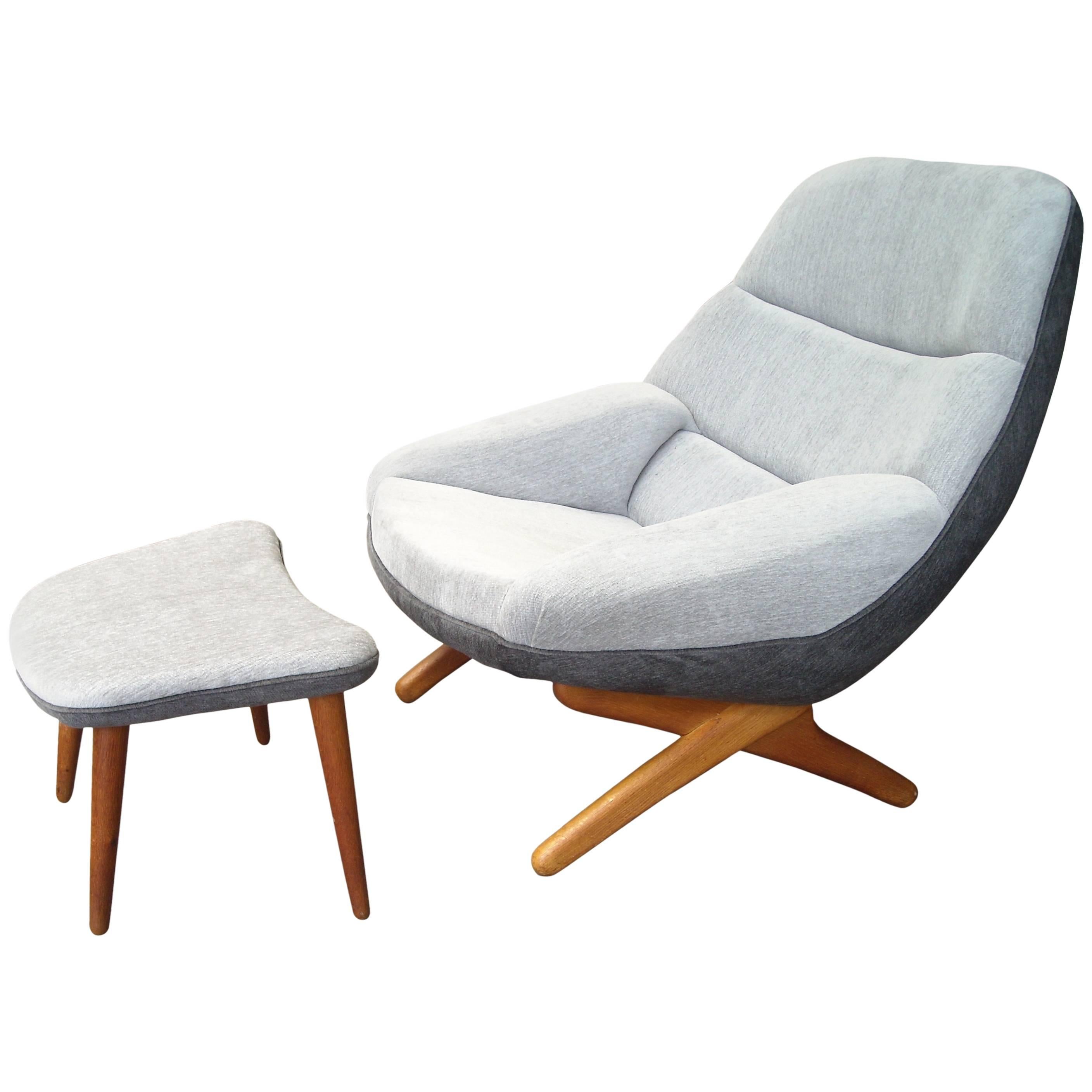 Illum Wikkelsø Lounge Chair and Ottoman