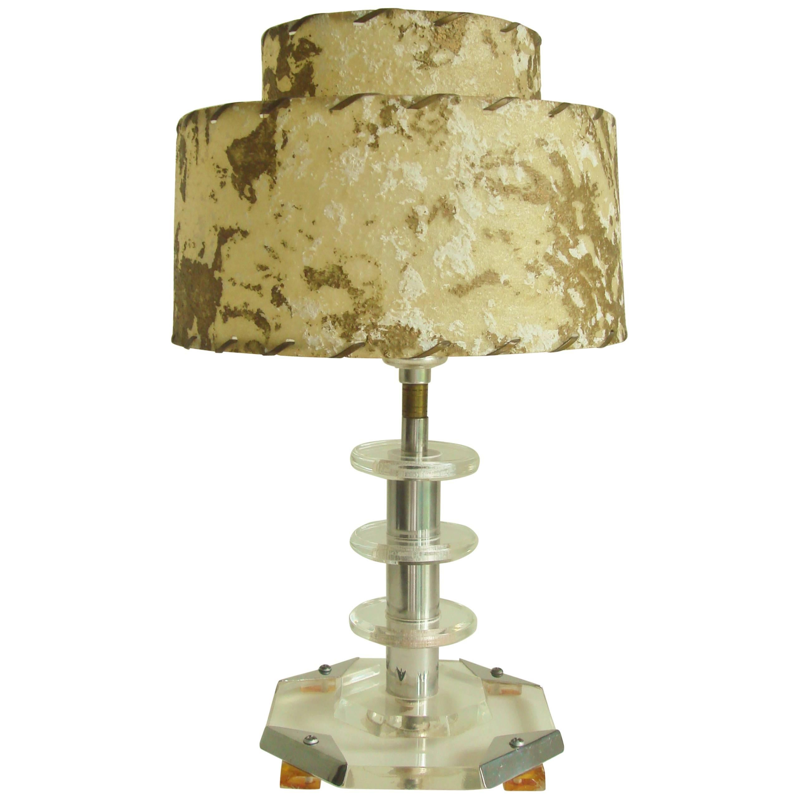Canadian Late Art Deco Lucite and Chrome Table Lamp with Fiberglass Tiered Shade For Sale