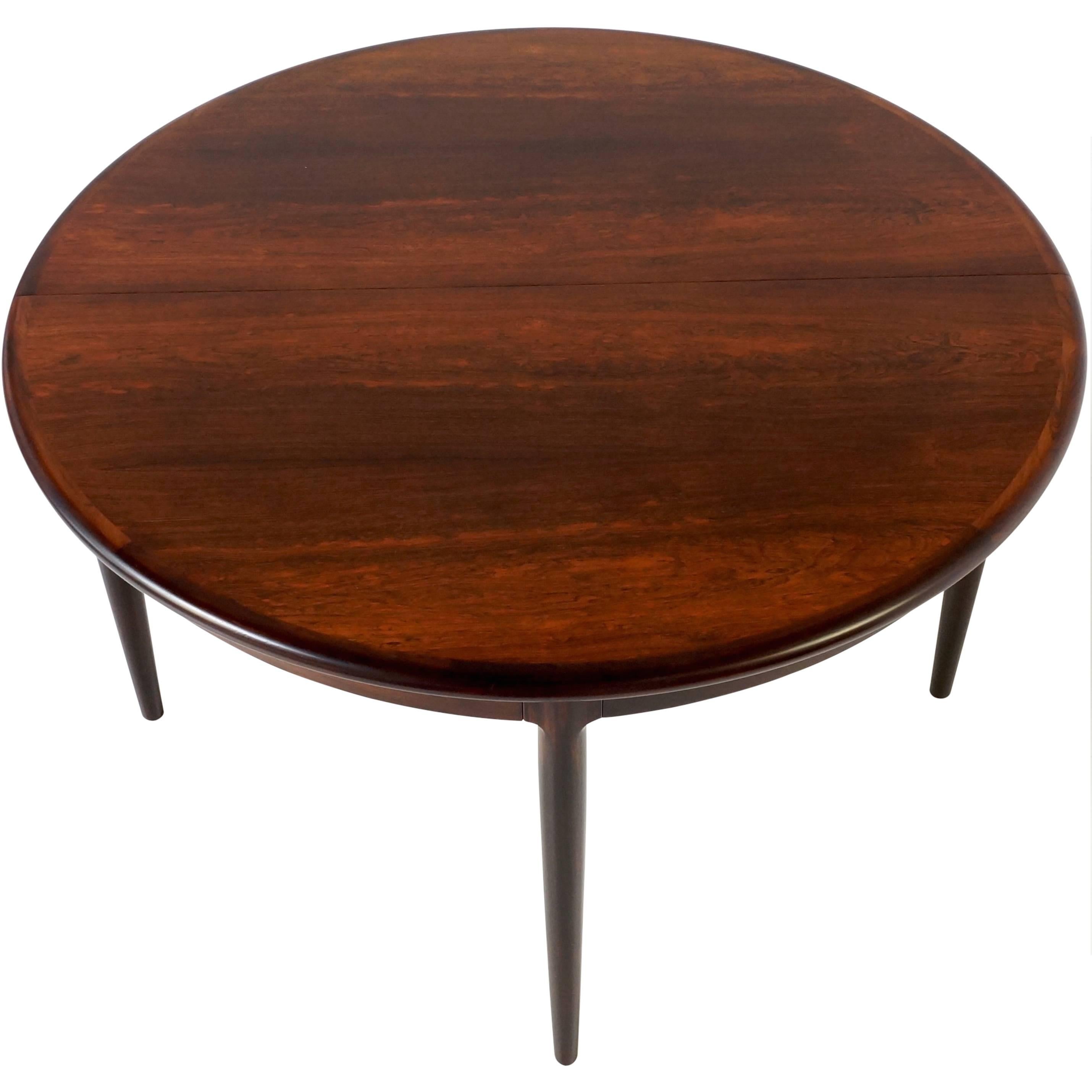 Round Extendable Danish Dining Table in Rosewood by Niels Otto Møller For Sale