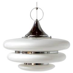 Large Italian Pendant Lamp in White Lucite and Chrome, 1970s Large Italian Pendant Lamp in White Lucite and Chrome, 1970s