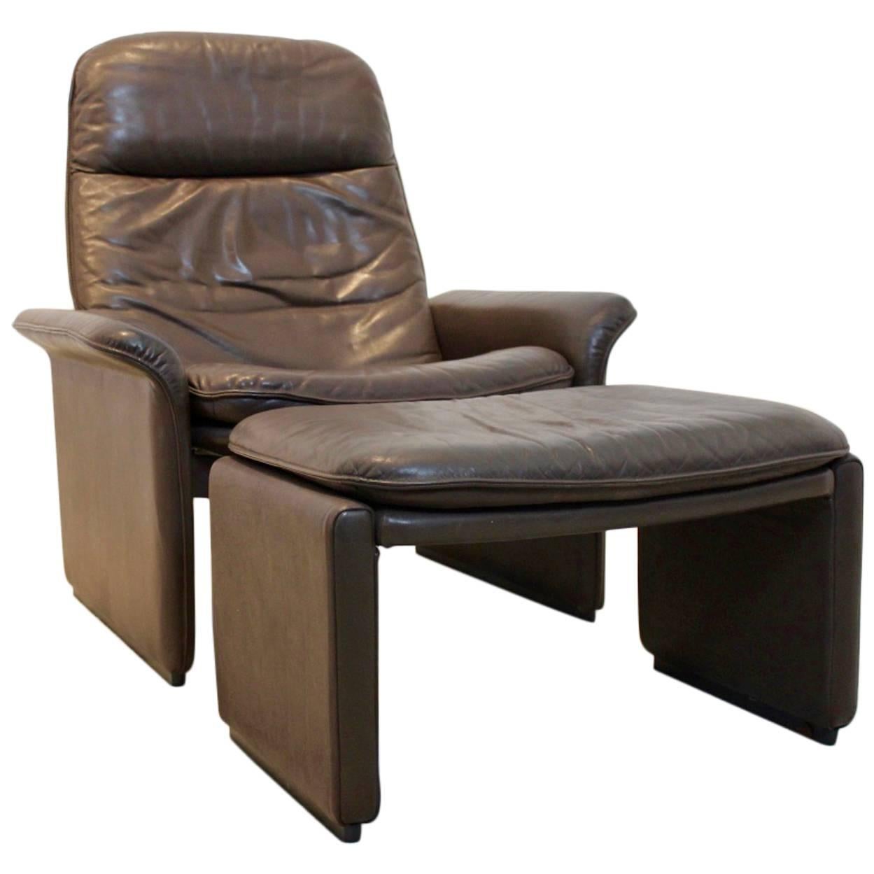 De Sede DS-50 Adjustable Lounge Chair and Ottoman in Soft Brown Neck Leather