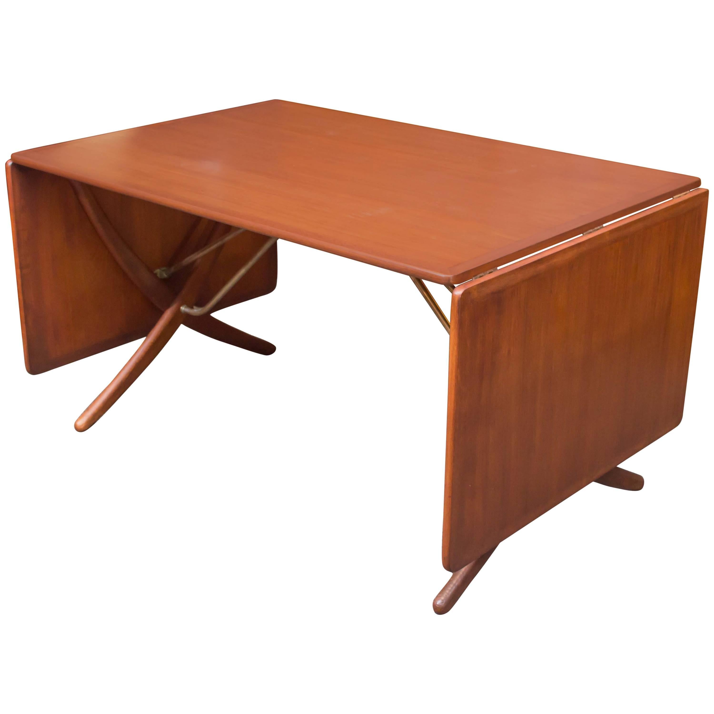 Hans Wegner Dining Table Model AT-304 by Andreas Tuck