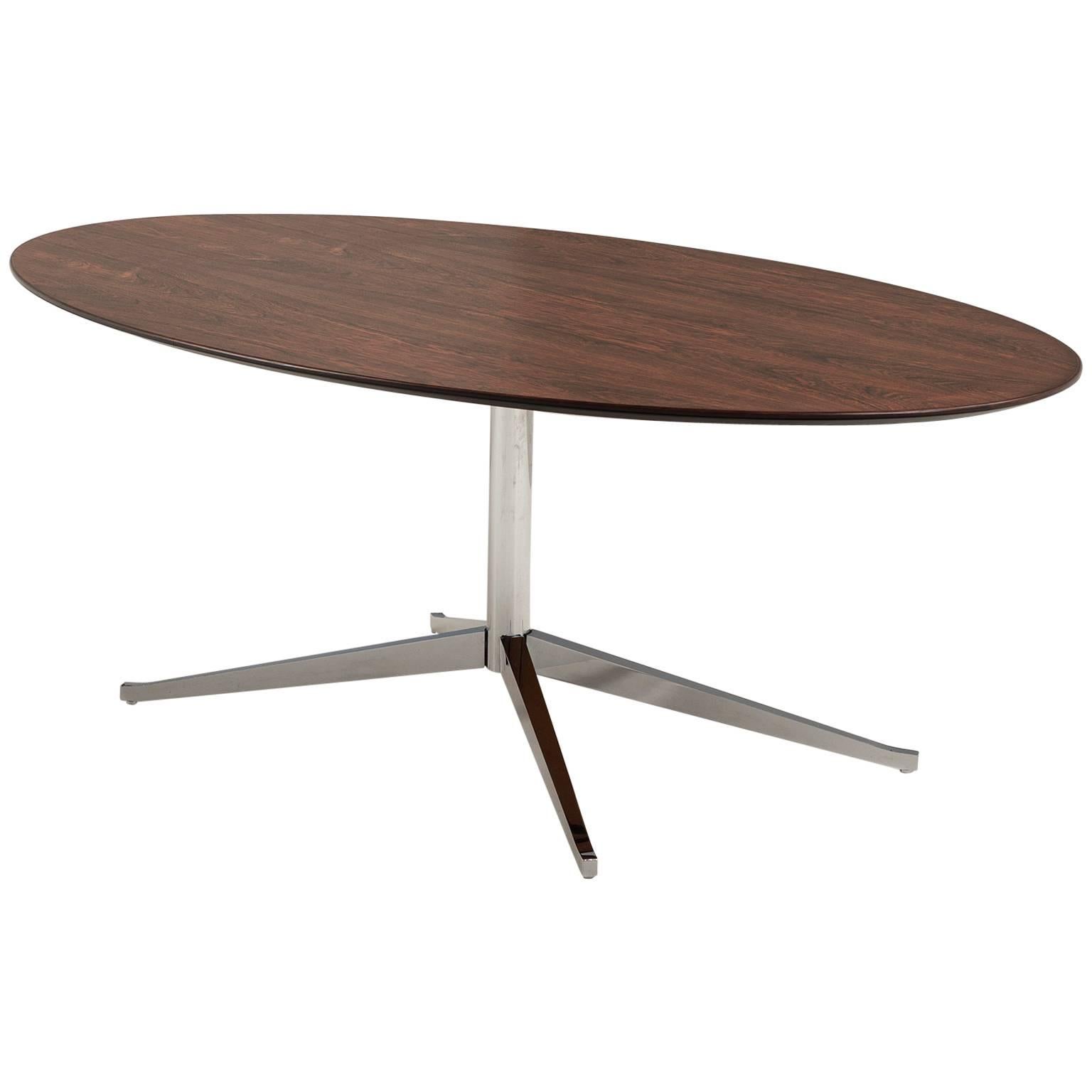 Florence Knoll Oval Shaped Dining Table in Rosewood