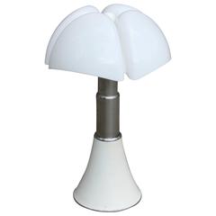 Pipistrello Lamp Gae Aulenti