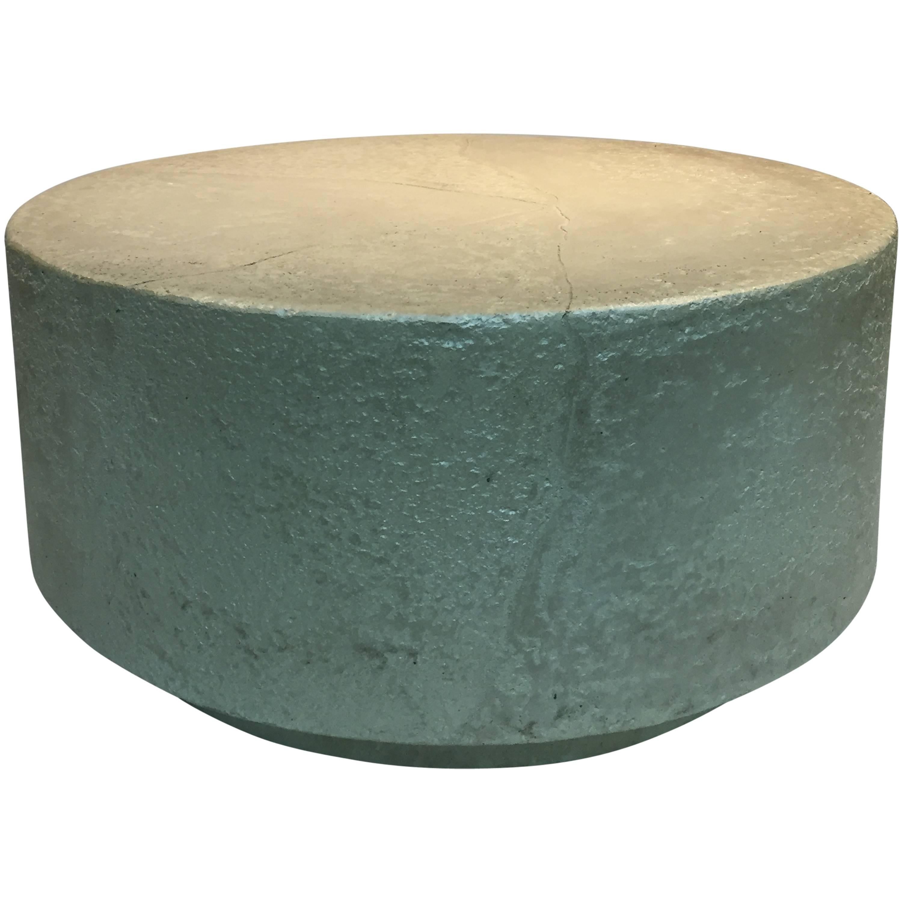 Great Modern Circular Coffee Table or Pedestal Made of Cast Resin For Sale