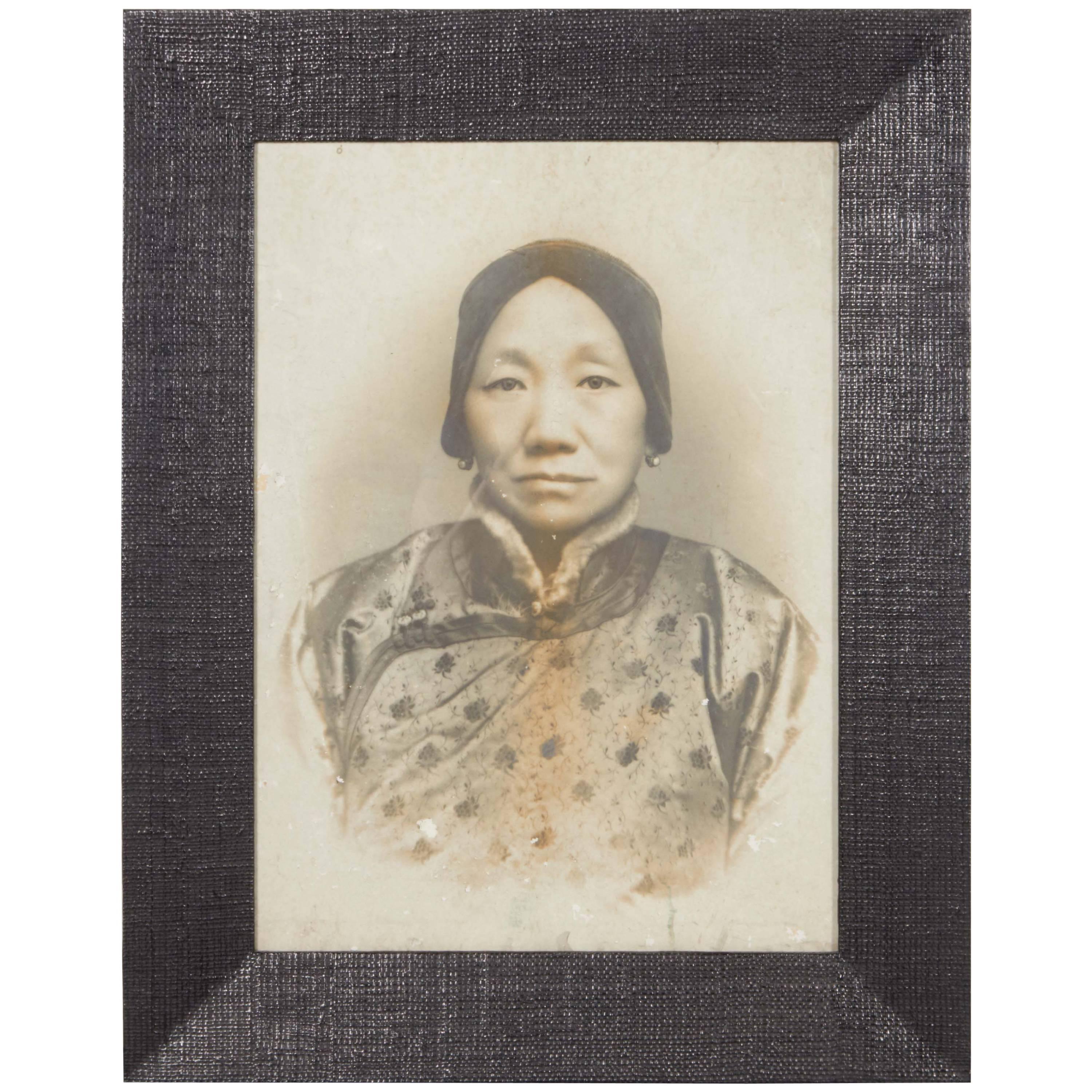 Large-Scale Antique Chinese Ancestor Photograph For Sale