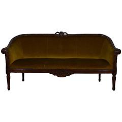Italian Late 18th Century Carved Walnut and Upholstered Divano Sofa 2