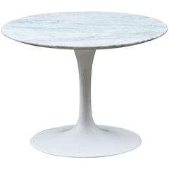 Eero Saarinen Gueridon, End Table, Coffee Table, Knoll Tulip