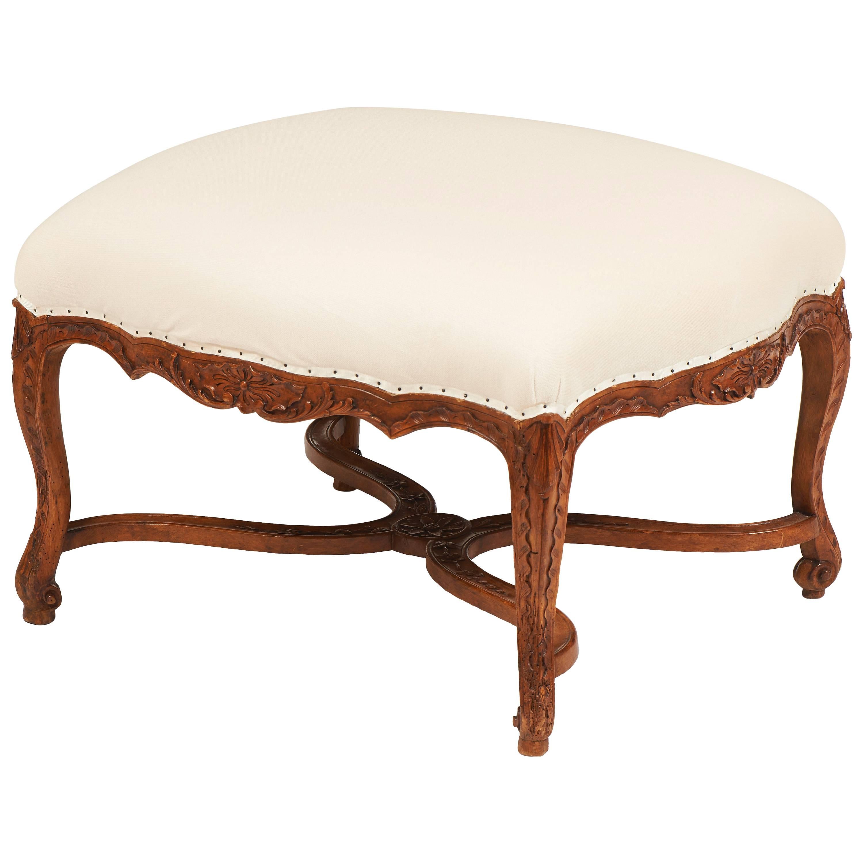 Louis XV Walnut Carved Stool from 18th Century Decorated with Foliage Motifs For Sale