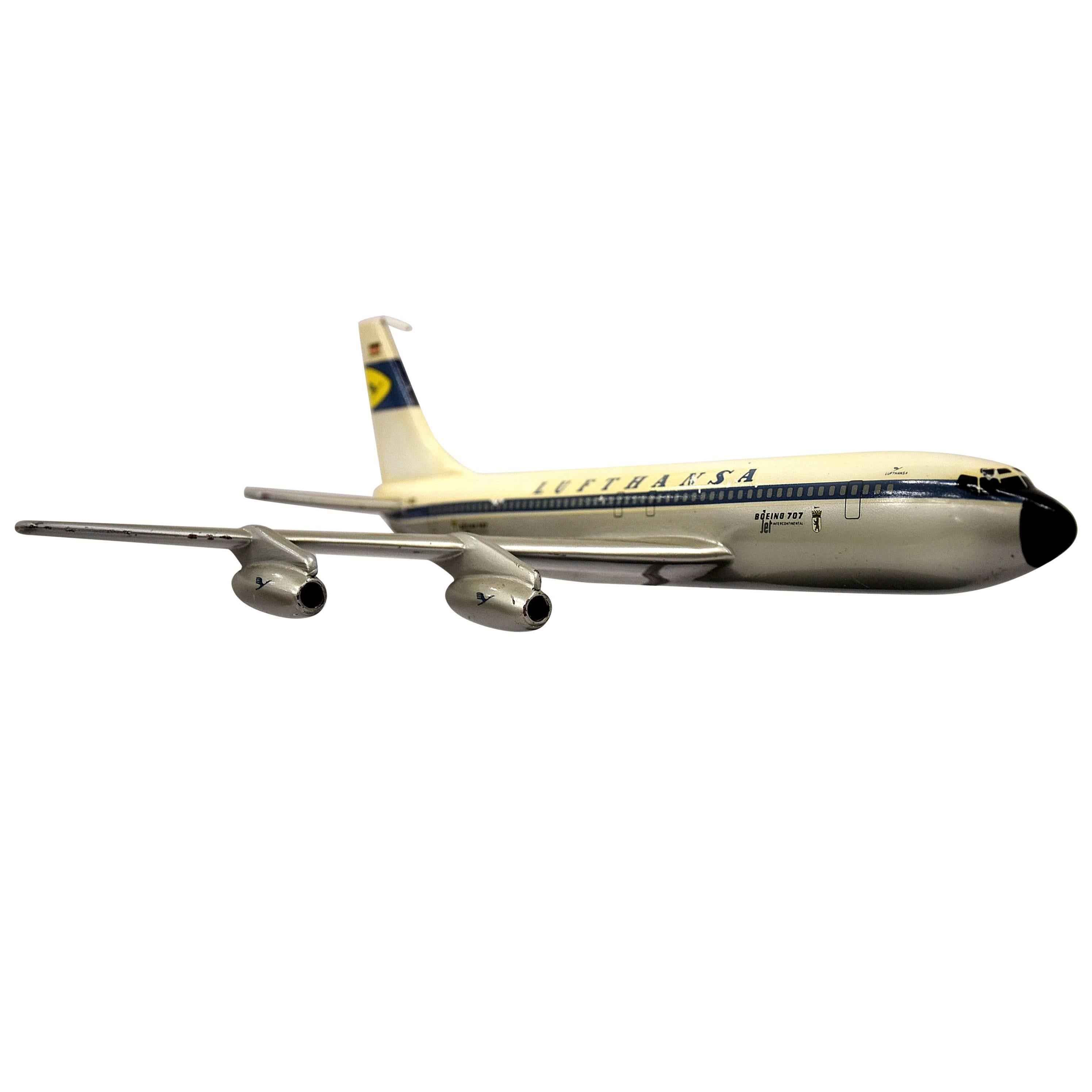 Boeing 707 Lufthansa Scale Model