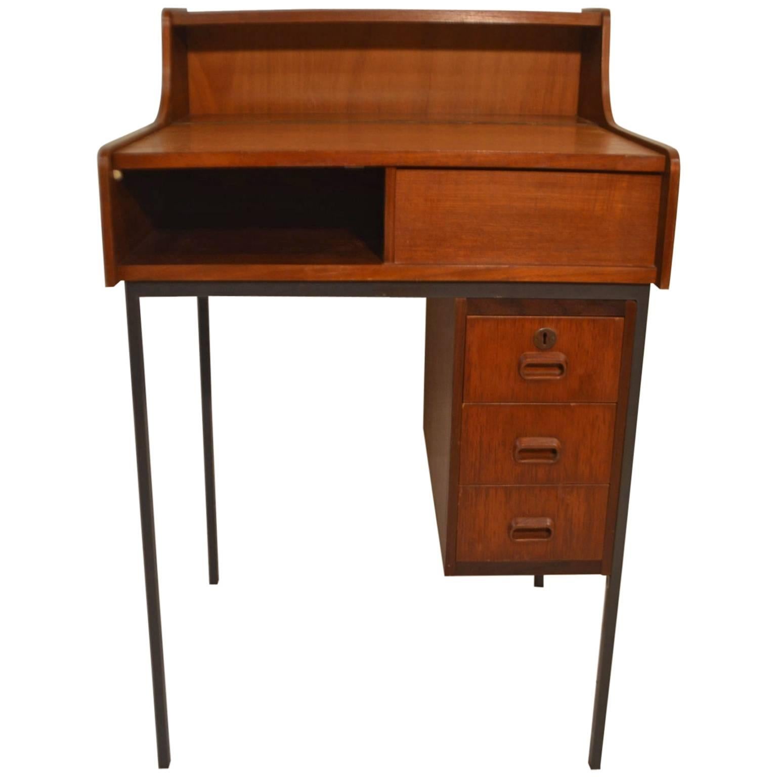 Writing Desk by Cees Braakman for Pastoe For Sale
