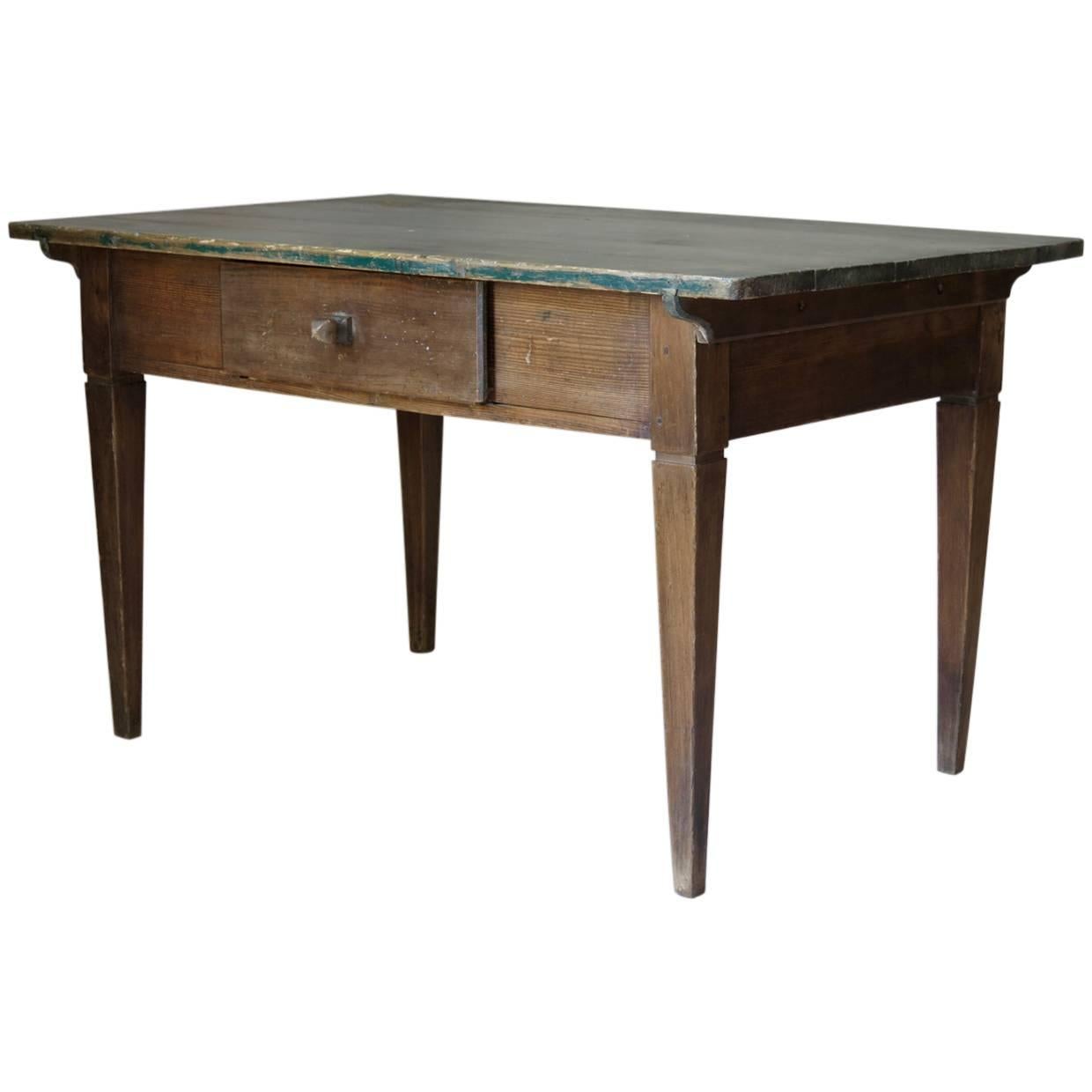 Table en bois de pin rustique français du XIXe siècle