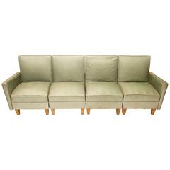 Rare Mid-Century Sofa by Joaquim Tenreiro, Original Leatherette, Brazil , 1950 10