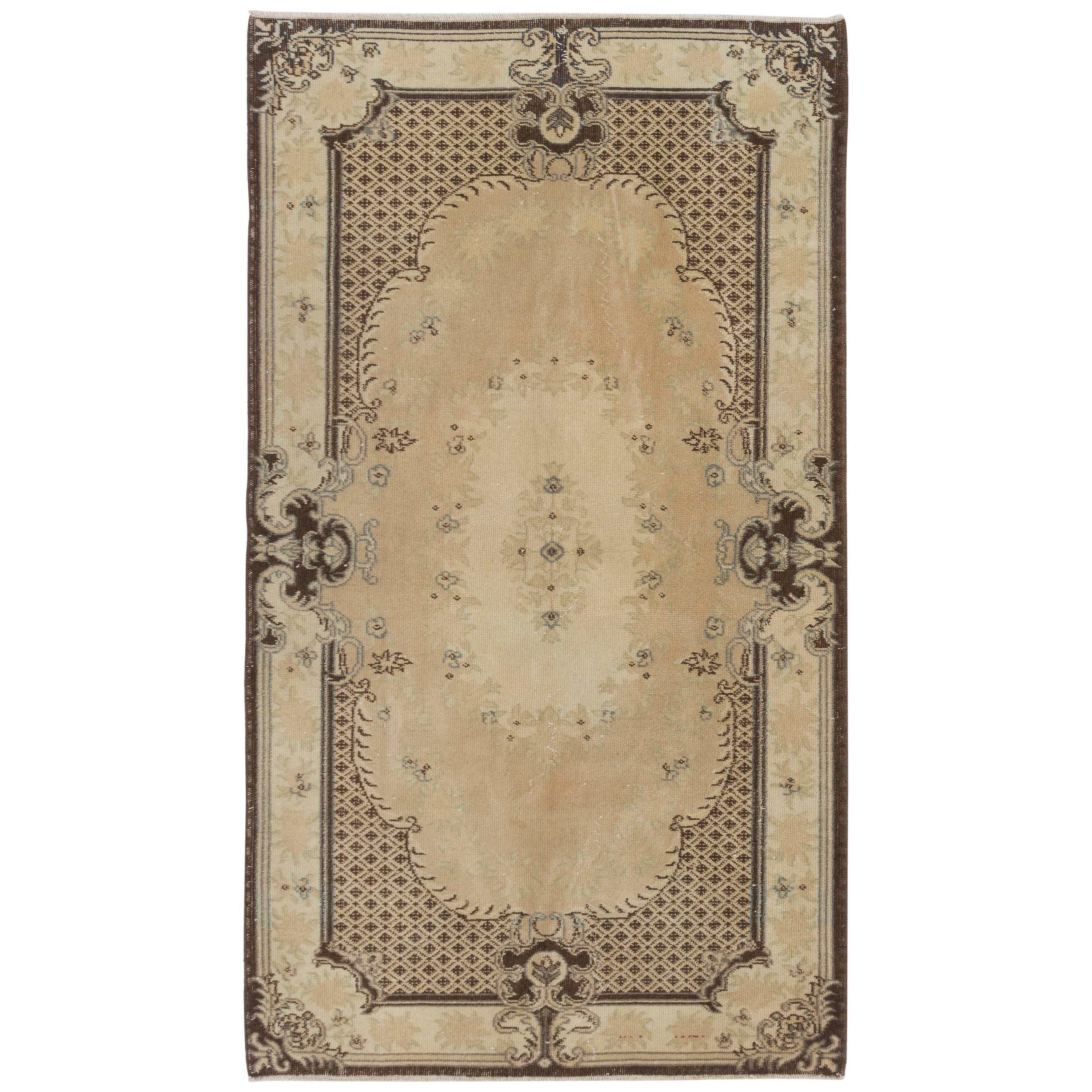 Vintage Rug in French Design