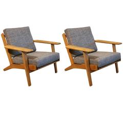 Pair of Vintage Danish Oak Model 290 Lounge Chair by Hans Wenger