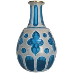 Jarrón checo de Bohemia Azul y Blanco Vidrio tallado superpuesto