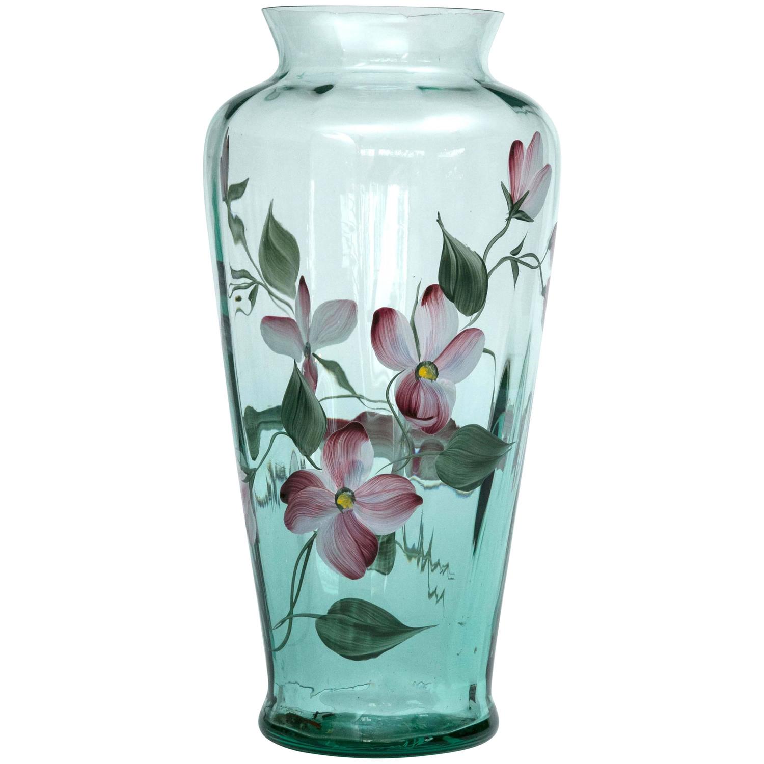 "Fenton" Art Glass HandPainted Vase, Signed "Fenton HandPainted by T