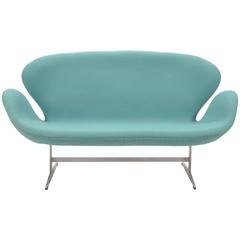 Arne Jacobsen Swan Sofa By Fritz Hansen For At 1stdibs