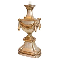 Lampe en bois néoclassique