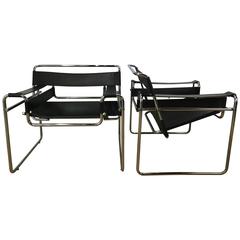 Pair of Leather and Chrome Wassily Chairs 7