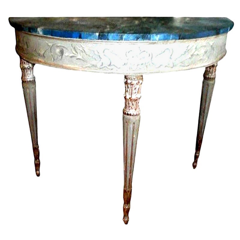 Table console italienne ancienne de style néoclassique peinte et dorée à l'argent