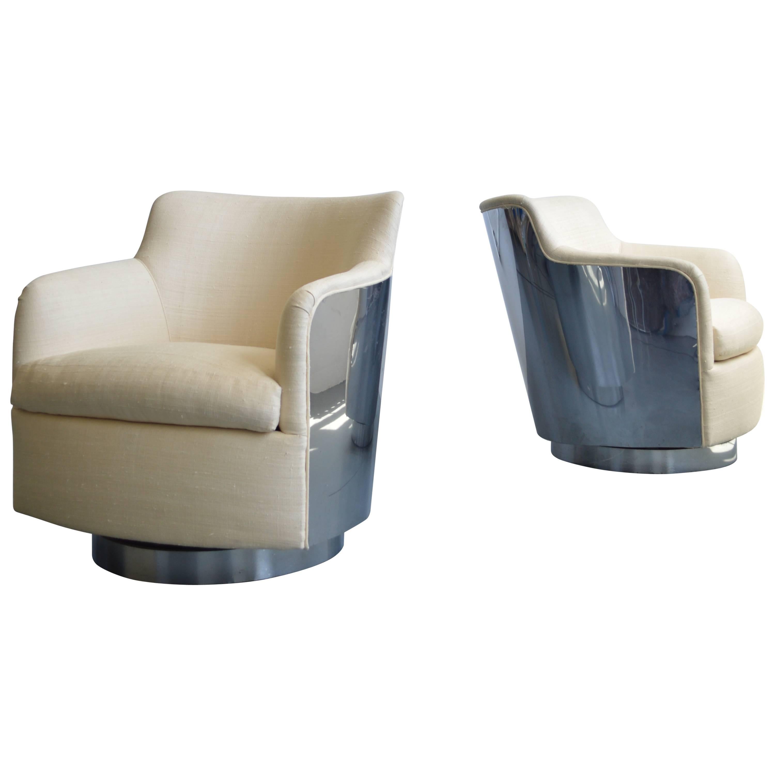 Set of Two Milo Baughman Swivel Base Lounge Chairs