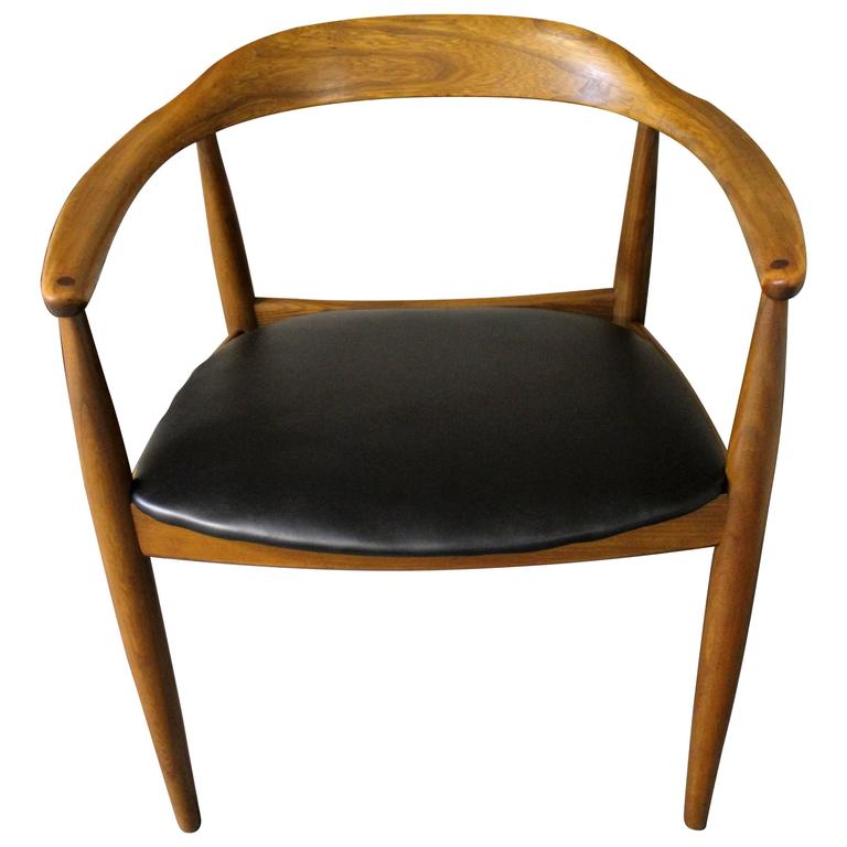 Hans Wegner Style Danish Modern 'Round Chair' at 1stDibs