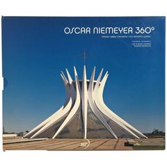 "Oscar Niemeyer 360 – Minhas Obras Favoritas / My Favourite Works" Book