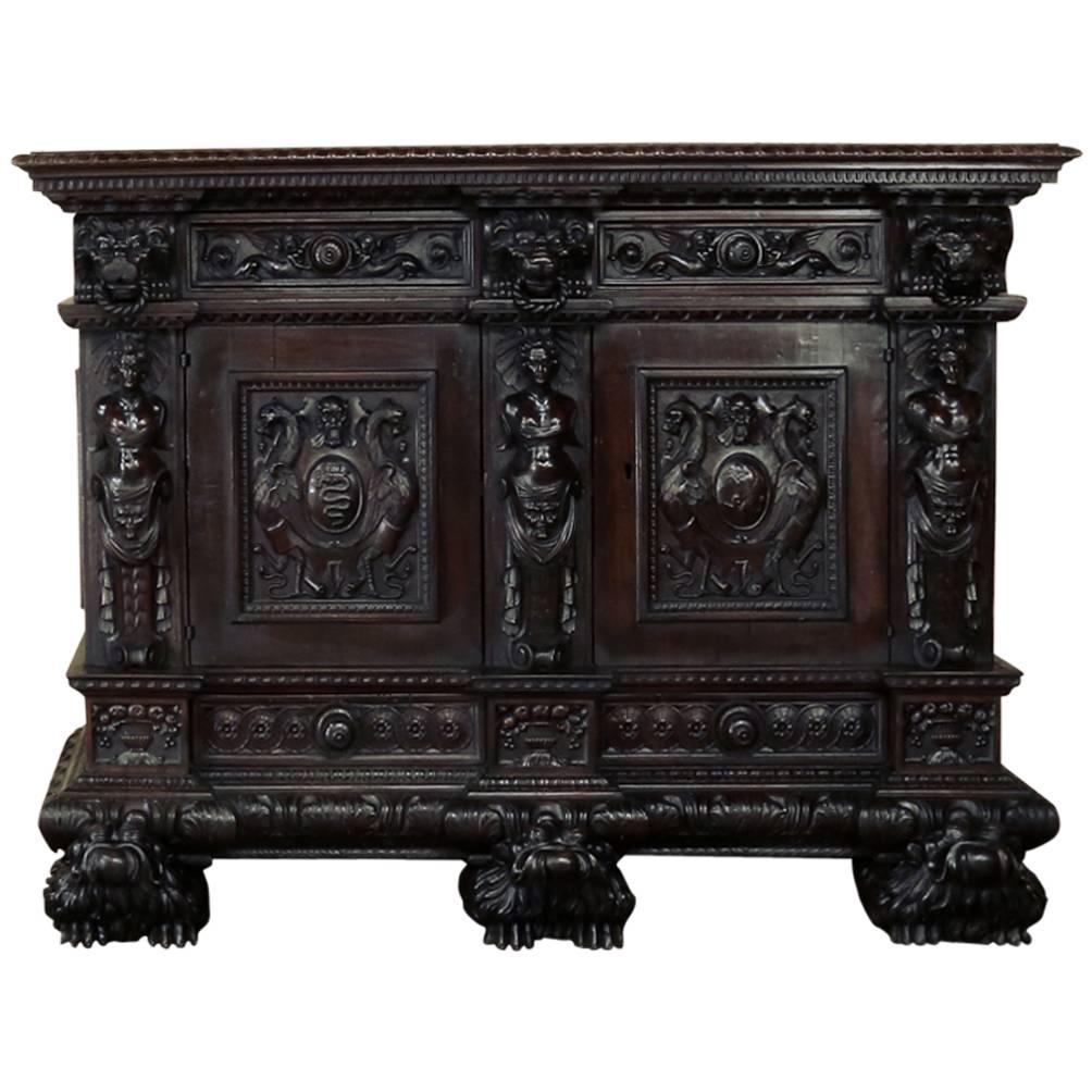 17th Century Italian Renaissance Walnut Buffet