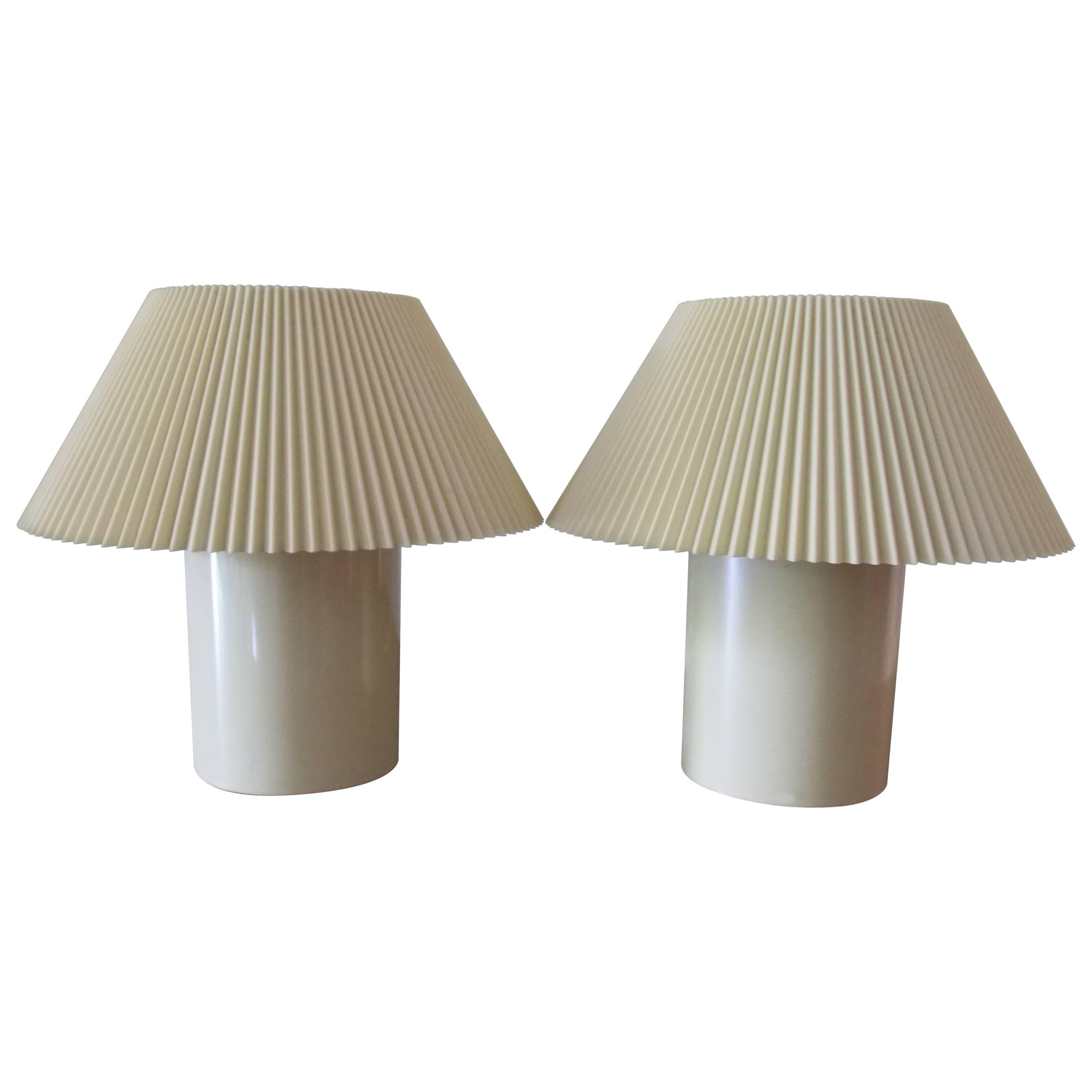 Small Vintage Bedroom Lamps at 1stDibs