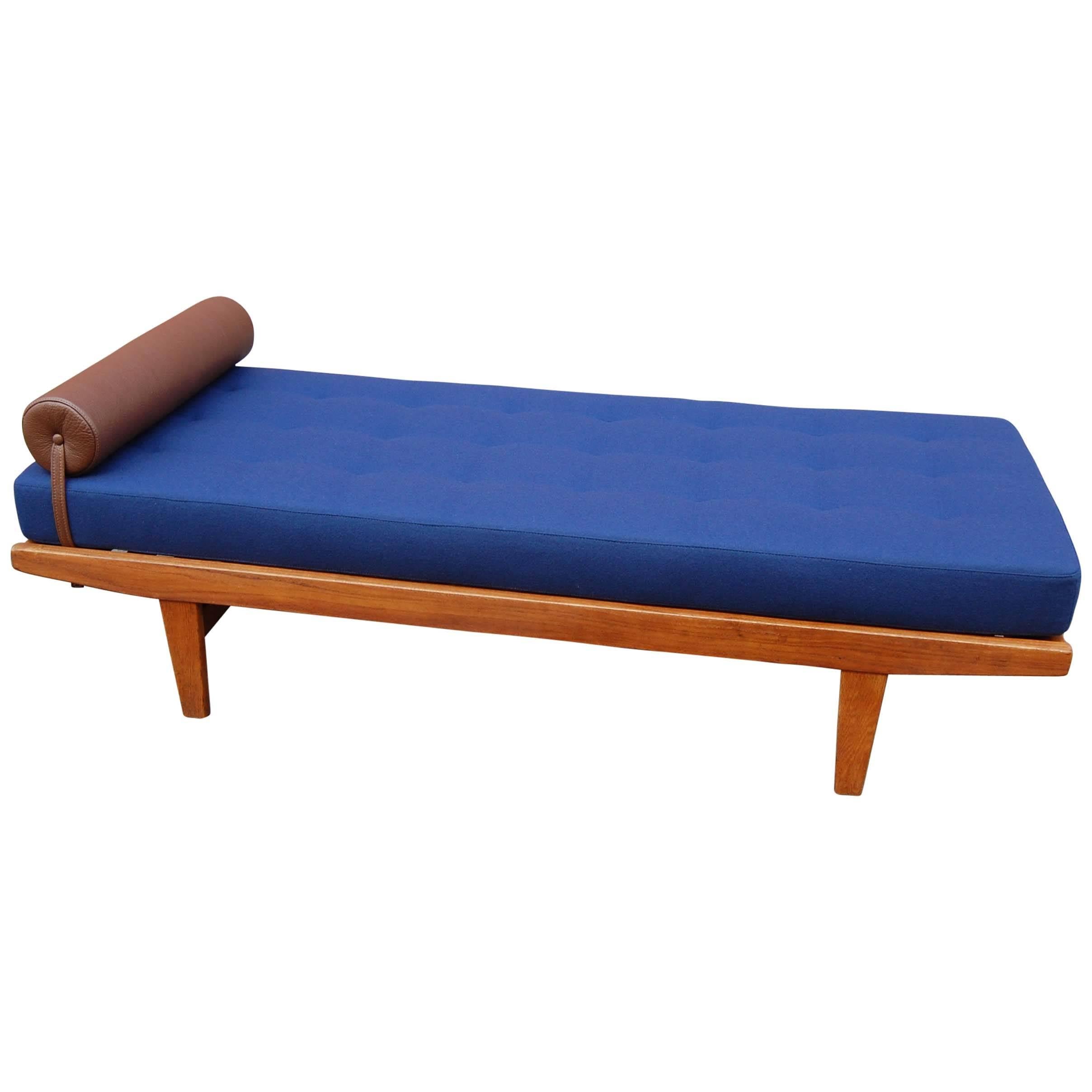 Poul Volther 1950s Danish Daybed in Knoll Fabric