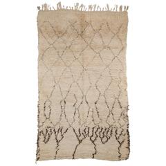 Beni Ouarain Berber Moroccan Rug 9