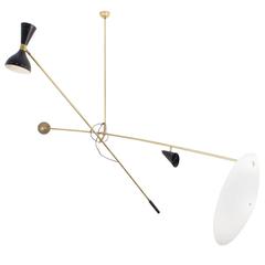 Striking Stilnovo Mid-Century Mobile Fixture Made of Brass and Sheet Screens