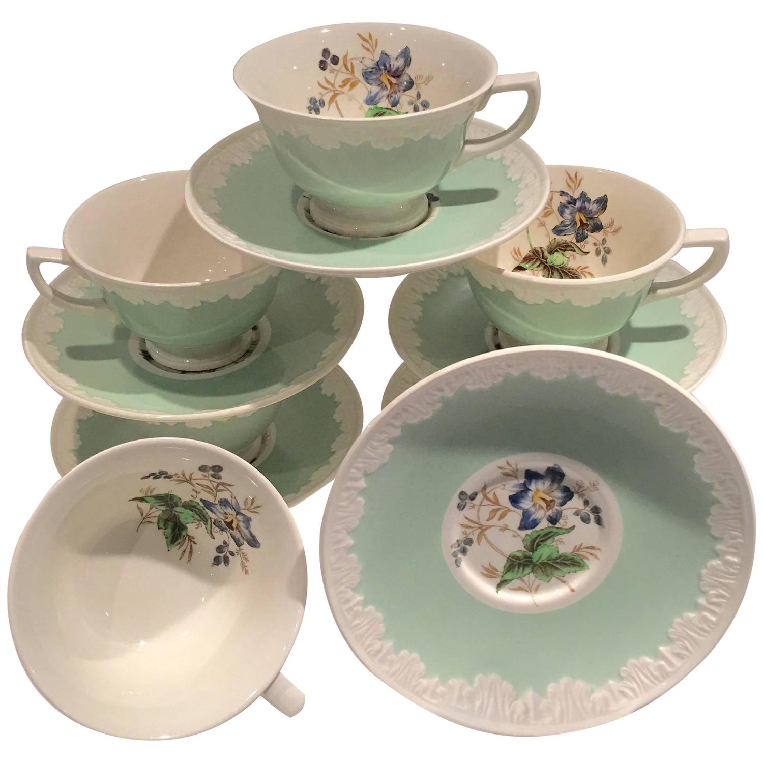Set of Six Wedgwood England "Hampton Court" Mint Tea Cup and Saucer For