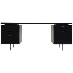 Exceptional Executive Desk by George Nelson for Herman Miller in Black Lacquer 1