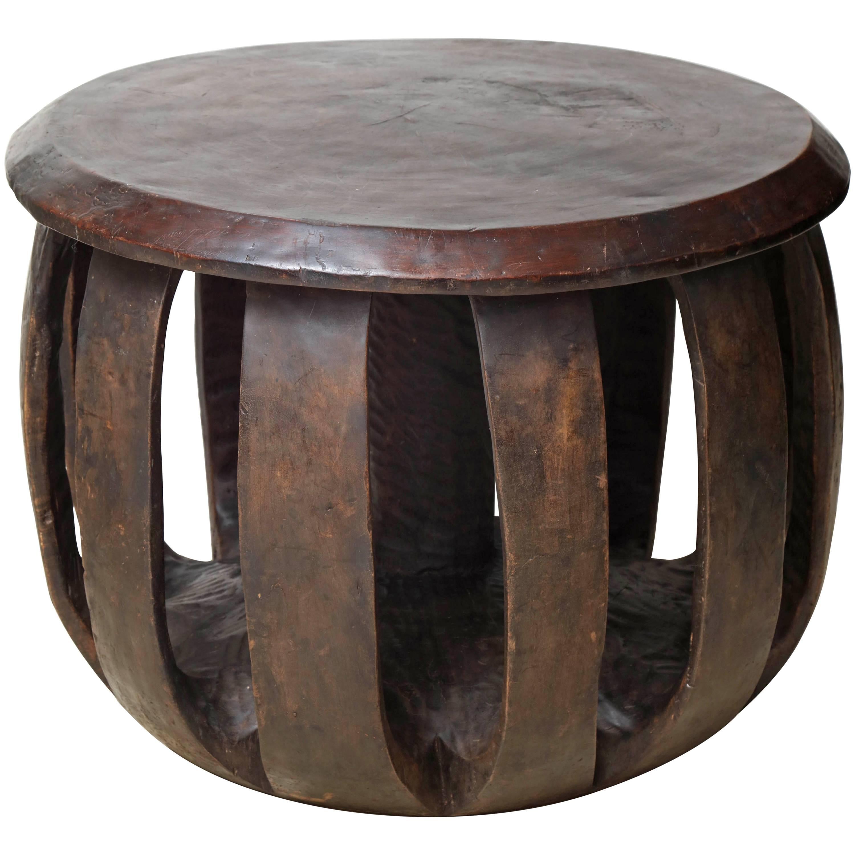 Table africaine circulaire en vente