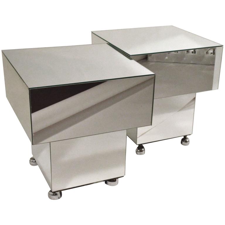 Pair of Hollywood Glam Modernist Mirrored Cube Side Tables on Chrome