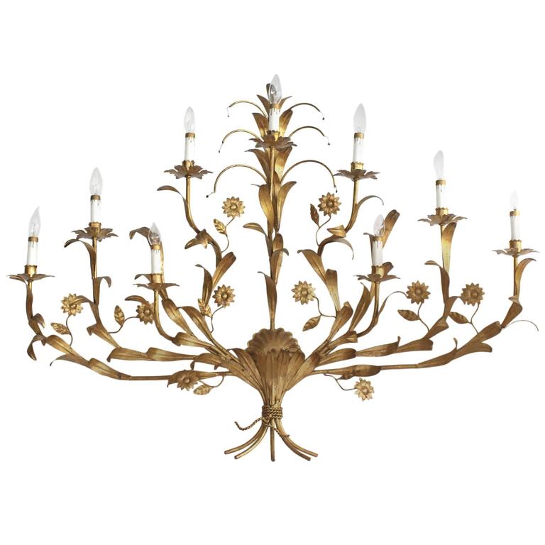 Gilded Metal Leaf and Flower Wall Sconce Light Fixture For Sale at 1stdibs