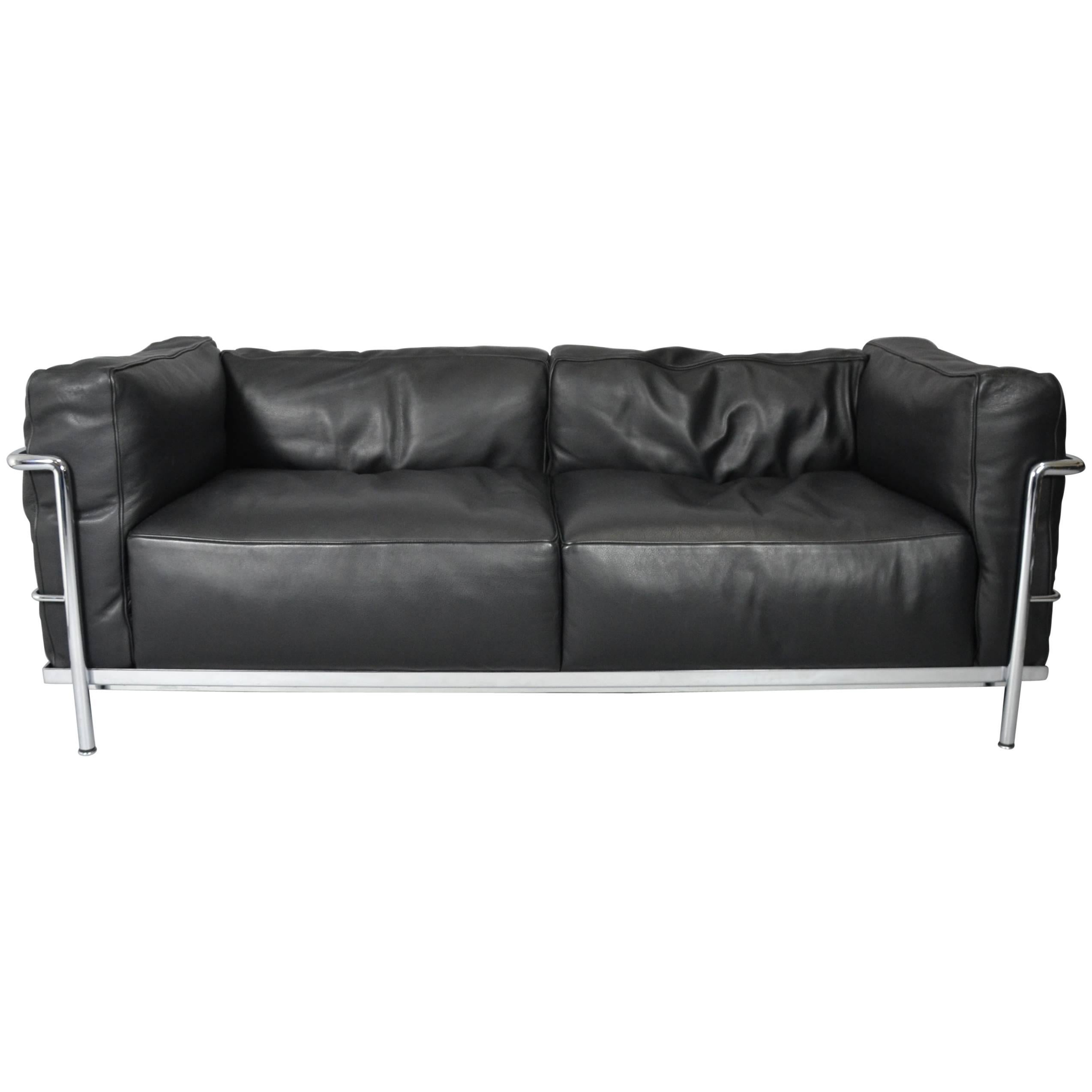 Le Corbusier, Pierre Jeanneret, Charlotte Perriand Sofa LC3 Cassina