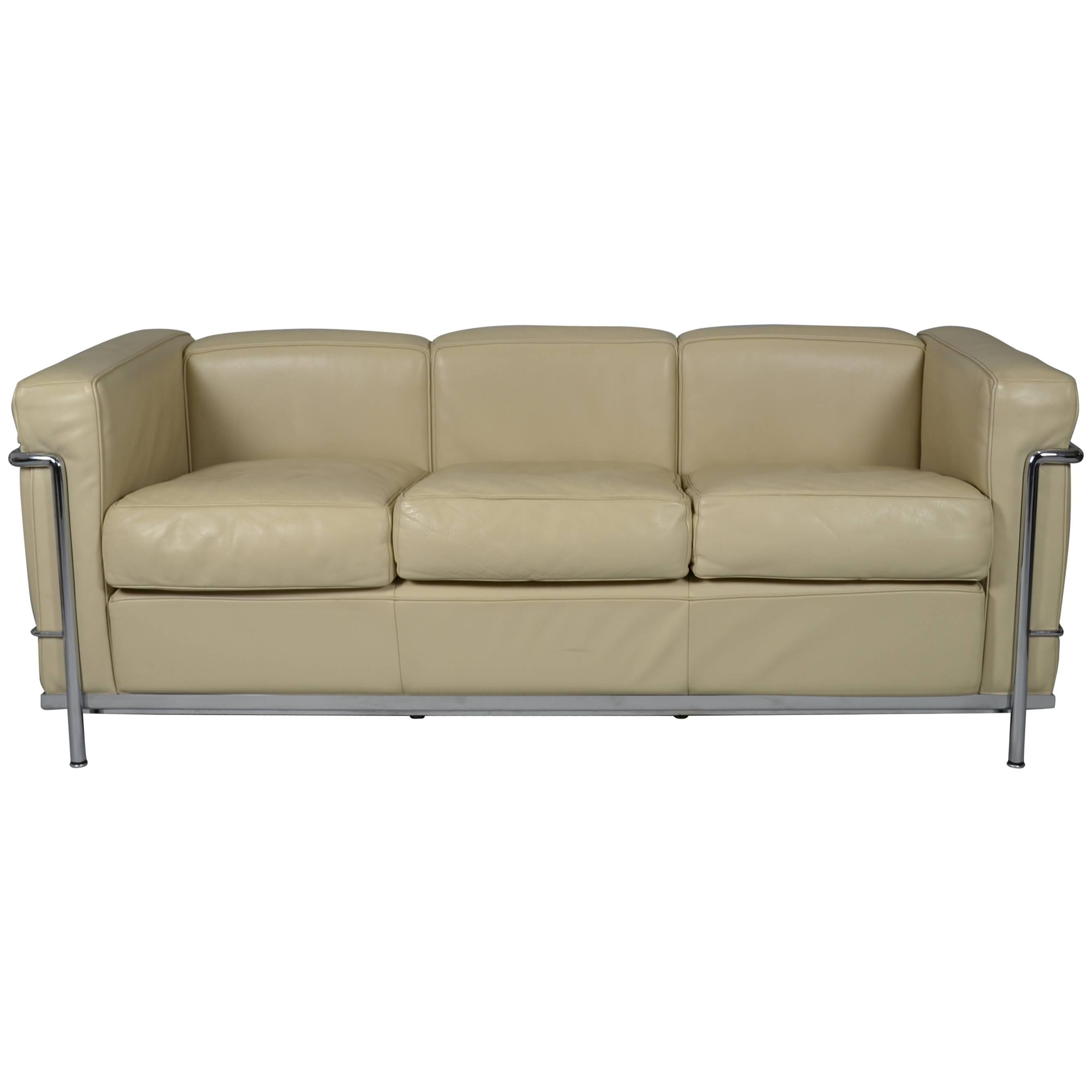 Le Corbusier, Pierre Jeanneret, Charlotte Perriand Sofa LC2 Cassina