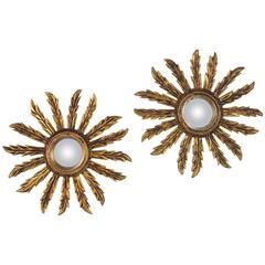 Pair of Early 20th Century Giltwood Convex Mini Sunburst Mirrors 7
