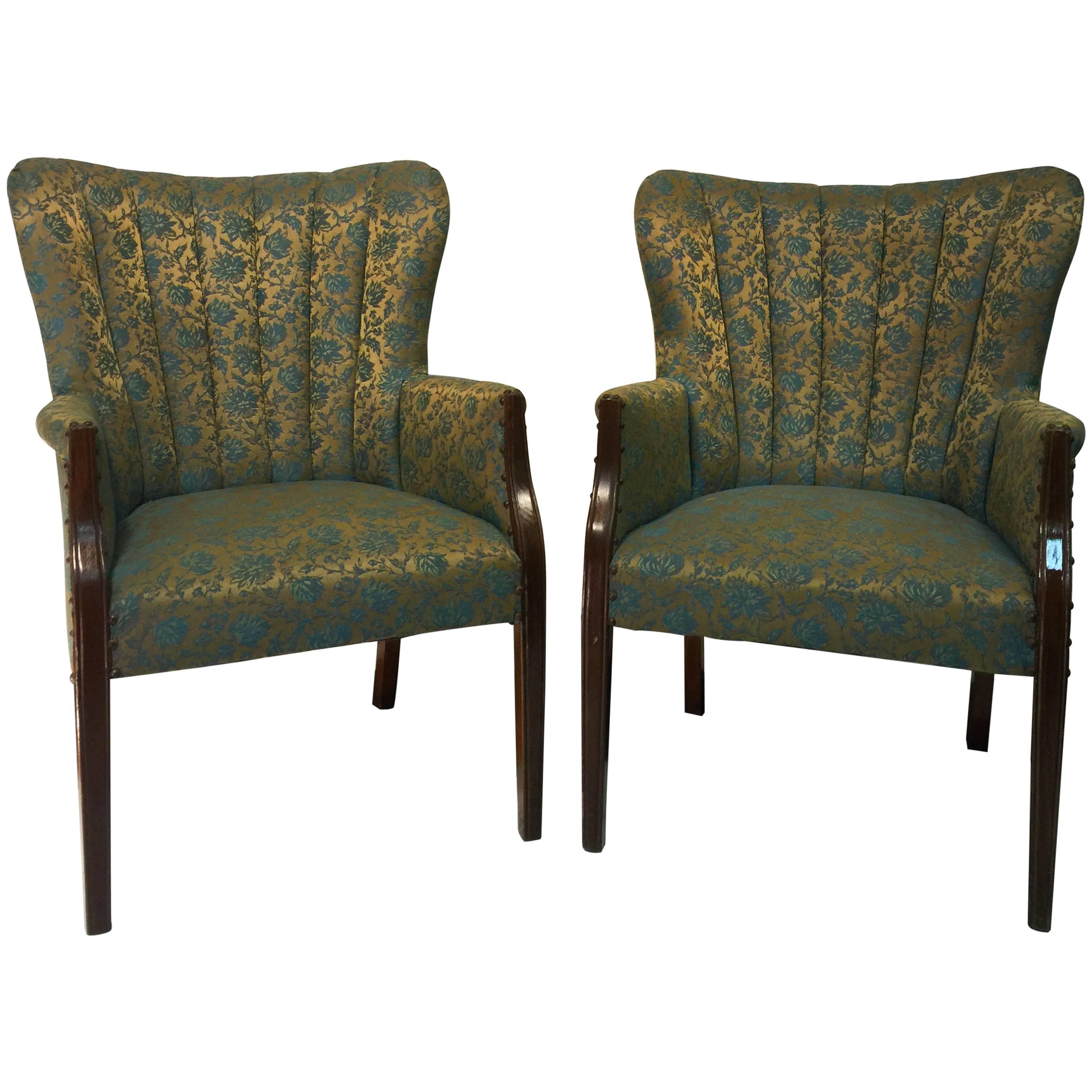 Hollywood Regency Pair of Dorothy Draper Style Fan Back Armchairs, circa 1940 For Sale
