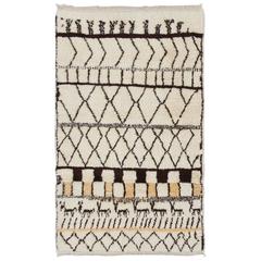 Contemporary Moroccan Wool Rug 7