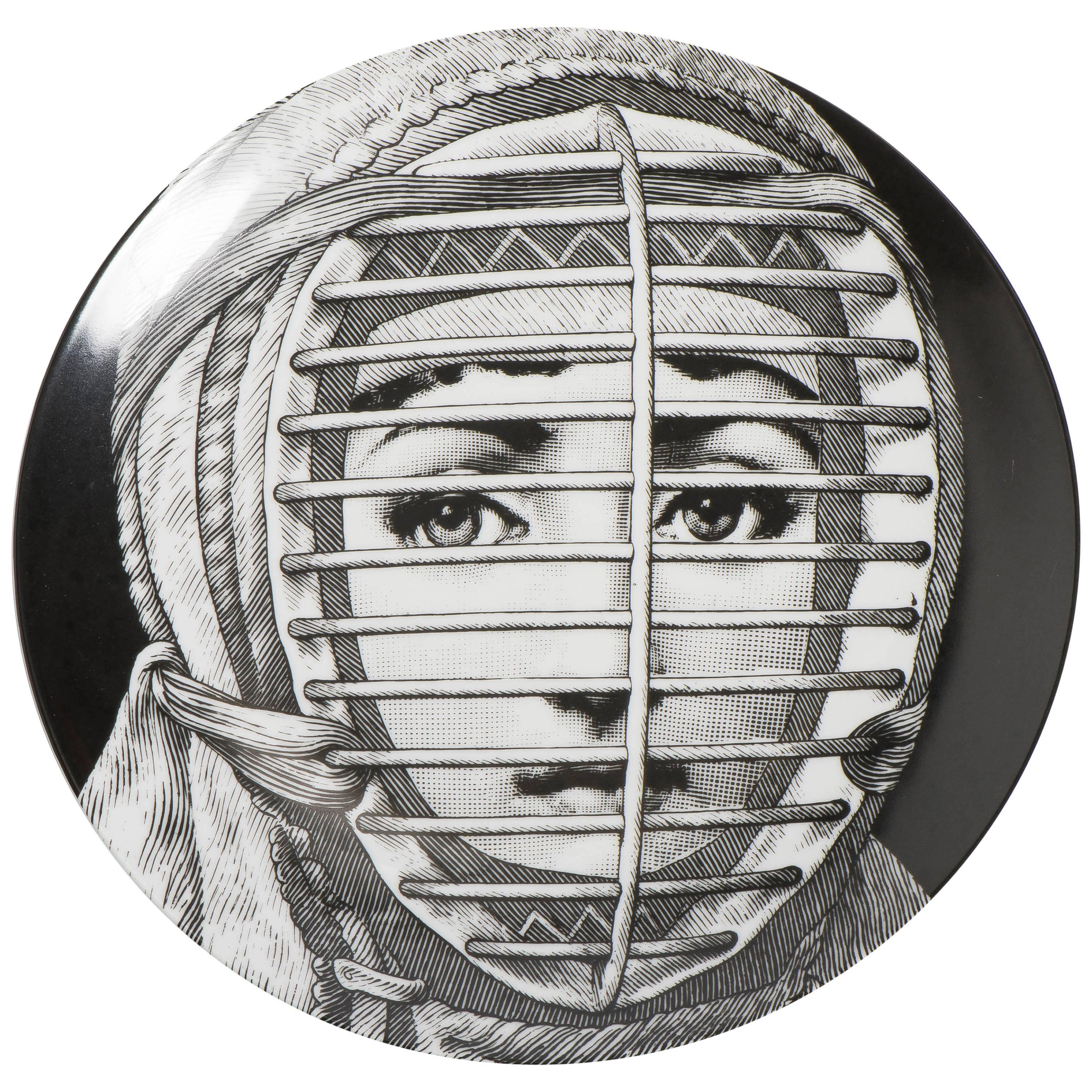 Atelier Fornasetti porcelain plate number 290, Italy circa 1990