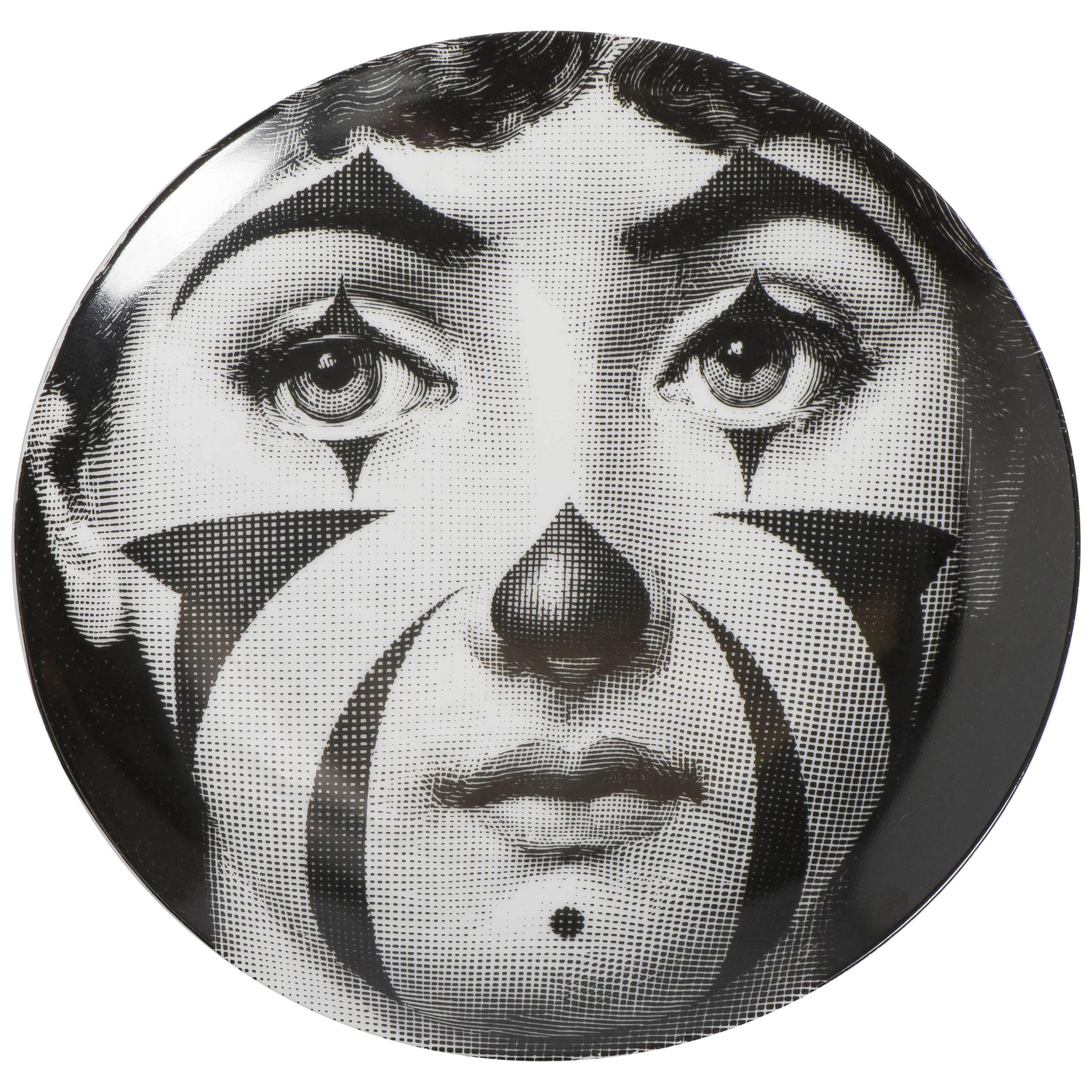 Atelier Fornasetti porcelain plate number 122, Italy circa 1990