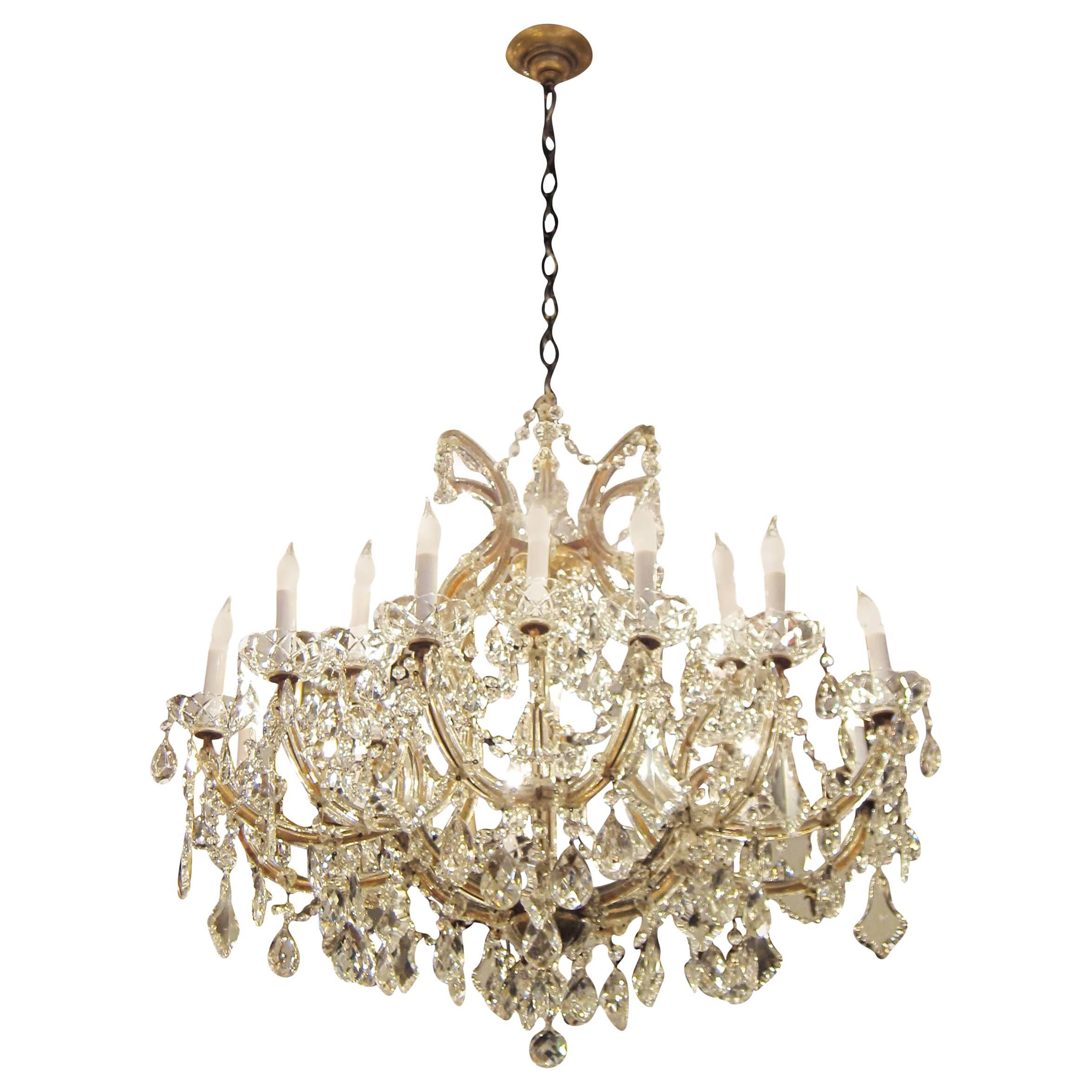 1940s Marie Therese Style Large Crystal Chandelier with 18 Lights